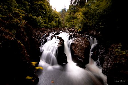 The Black Linn Falls photo