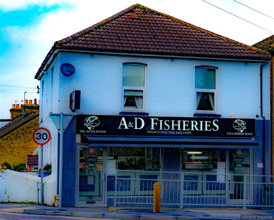 Fish 🐠 and Chip 🍟 Shop 🏬