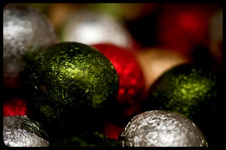 Chocolate balls photo