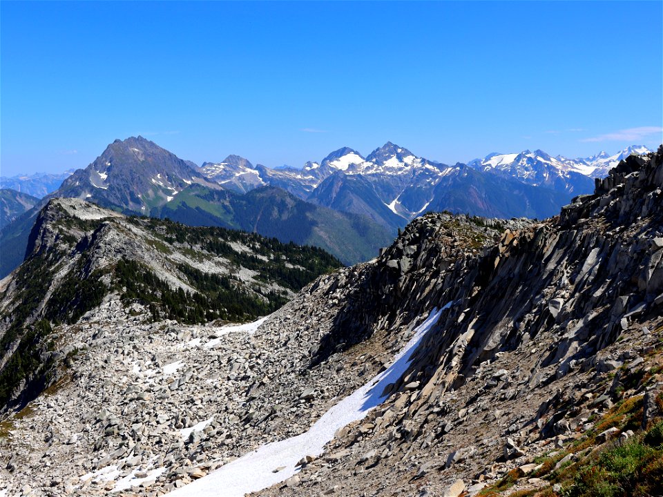 Hidden Lake Trail at North Cascades in WA
