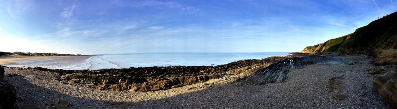 Paddleboarder, Daybreak, Saunton Sands Beach, Braunton, North Devon , UK. 29th April 2022 (Apple Ipod Panoramic Photo)