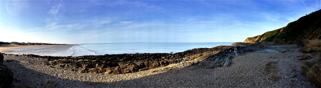 Paddleboarder, Daybreak, Saunton Sands Beach, Braunton, North Devon , UK. 29th April 2022 (Apple Ipod Panoramic Photo)