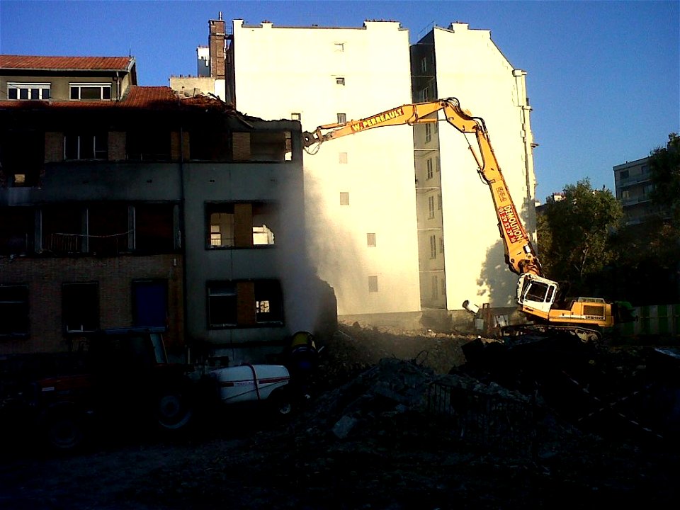 La destruction du batiment Maurice Lamy, Hôpital Necker-Enfants malades, Paris 15e