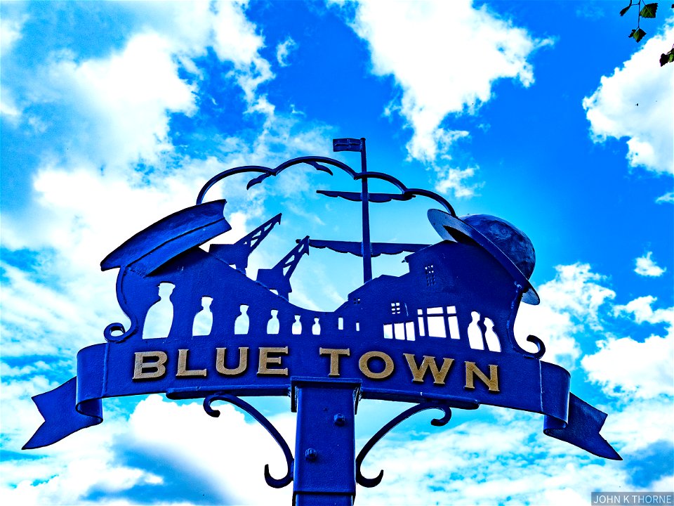 BLUE TOWN KENT