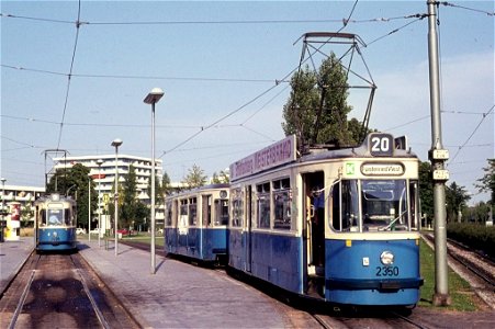 blue tram photo