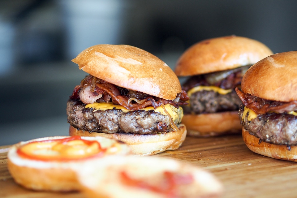 Sumptious Burgers with Bacon & Cheese