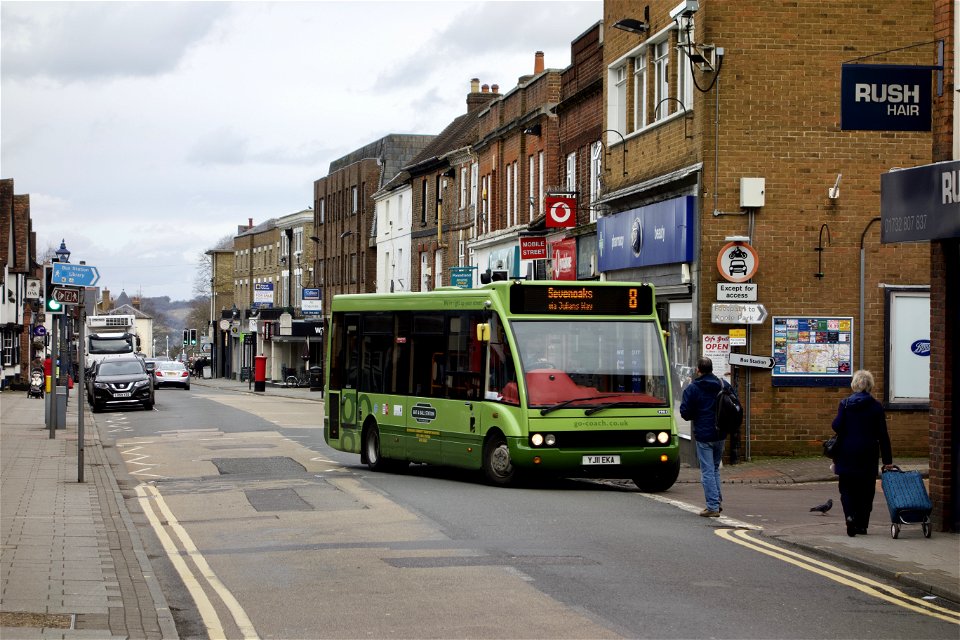 YJ11EKA Sevenoaks High Street