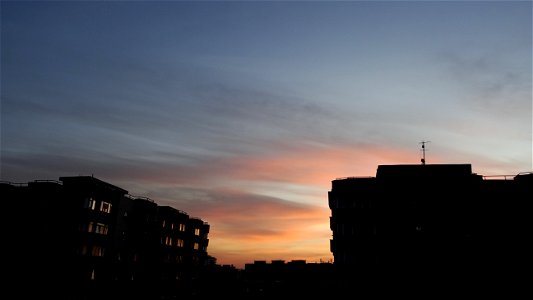 sunset_apus_日落-2022_1220_175741(1)