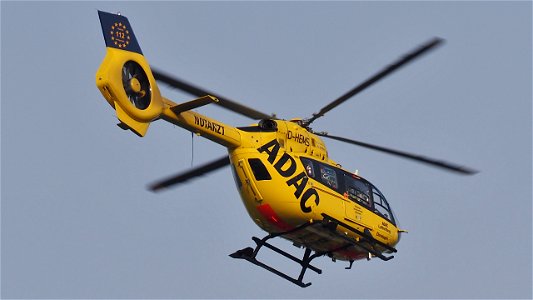 Airbus Helicopters H145 D-HEMS ADAC Luftrettung (2600 ft.)