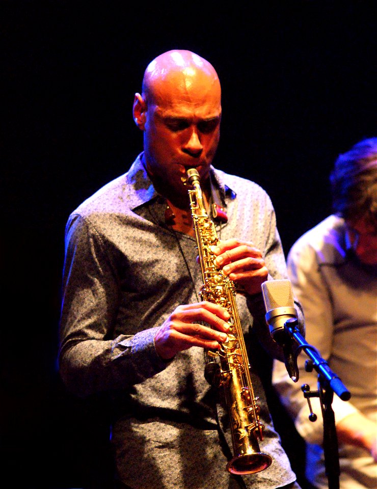 James Farm 1 juni 2011 de Roma Antwerpen - Joshua Redman