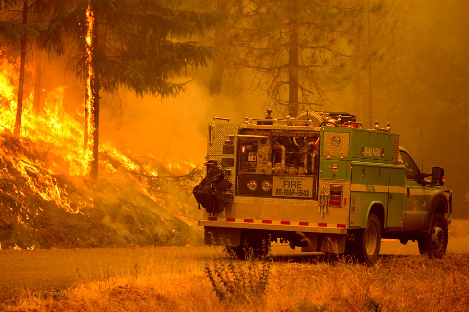 20170904-kari-greer-fire-photos-91jpg_49385740702_o