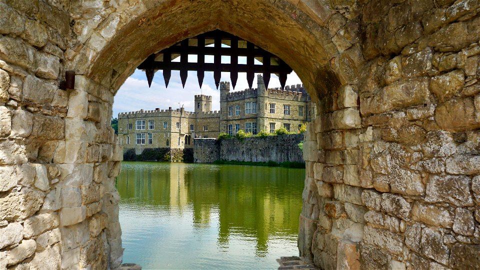 Leeds Castle 🏰 photo