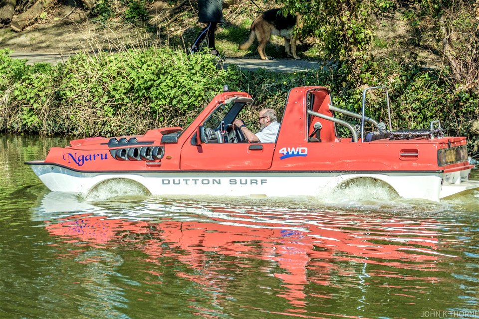 Amphibious Car River Medway