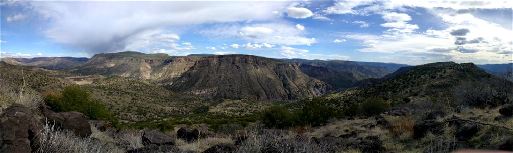 Calf Pen and Sandrock canyons