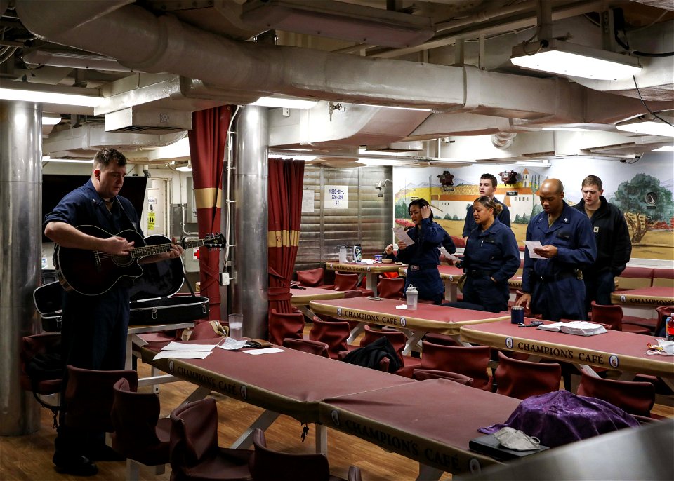 USS Porter (DDG 78) Religious Services