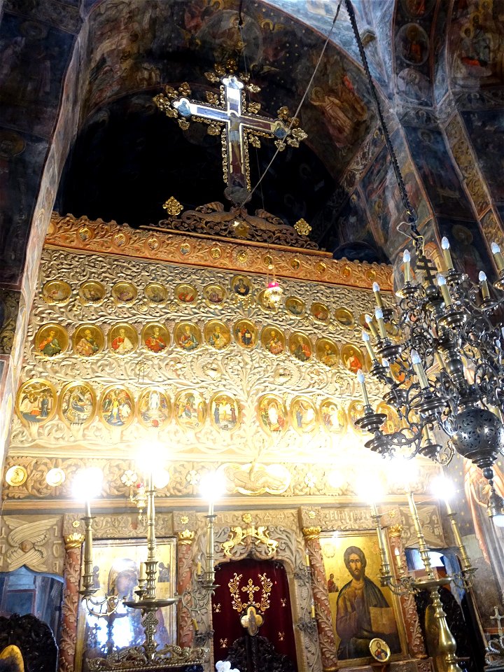 Cozia_monastery2019_0901_174106