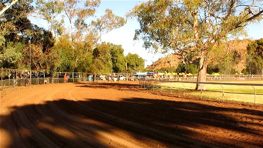 Race Nine at the 2015 Alice Springs Camel Cup