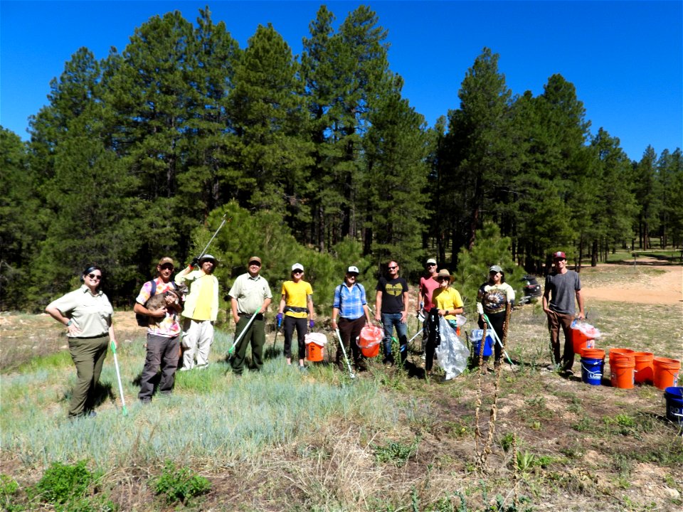 Pickin' Up in the Pines May 2022