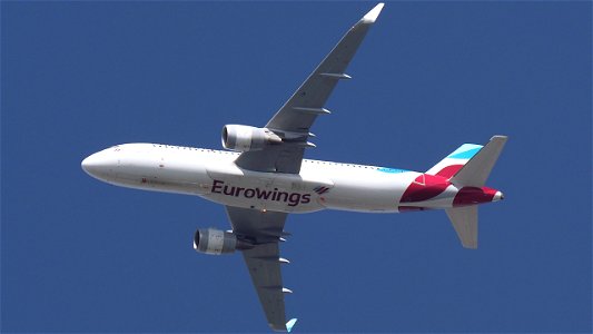 Airbus A320-214 D-AEWW Eurowings from Palma de Mallorca (9700 ft.) photo