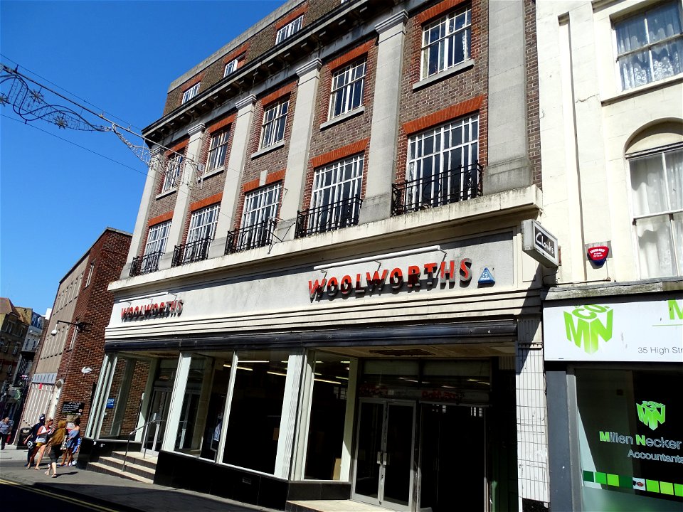 Woolworths Store in Margate still with signs in 2019!