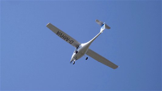 Pipistrel Virus SW D-MHVA (4000 ft.)