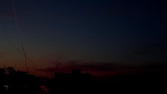 Moonrise_aft-sunset2023_0217_080854 photo
