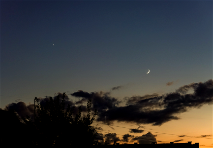 Day 281 - Venus and Crescent Moon photo