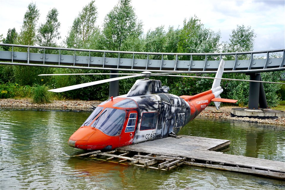 Thorpe Park Swarm Ride Prop