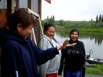 Mariah with bird 2