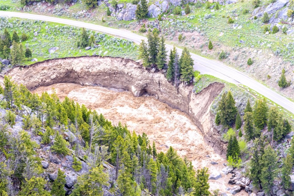 Yellowstone flood event 2022: Northeast Entrance Road washouts (6)