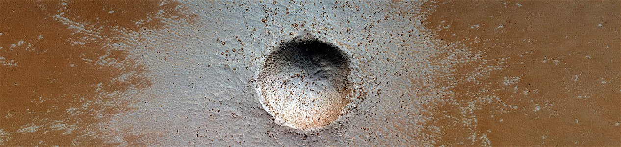 Mars - Well-Preserved Small Crater in Syria Planum
