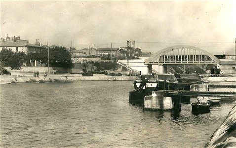 Port-de-Bouc : Entrée du Canal d'Arles / Canal de Fos