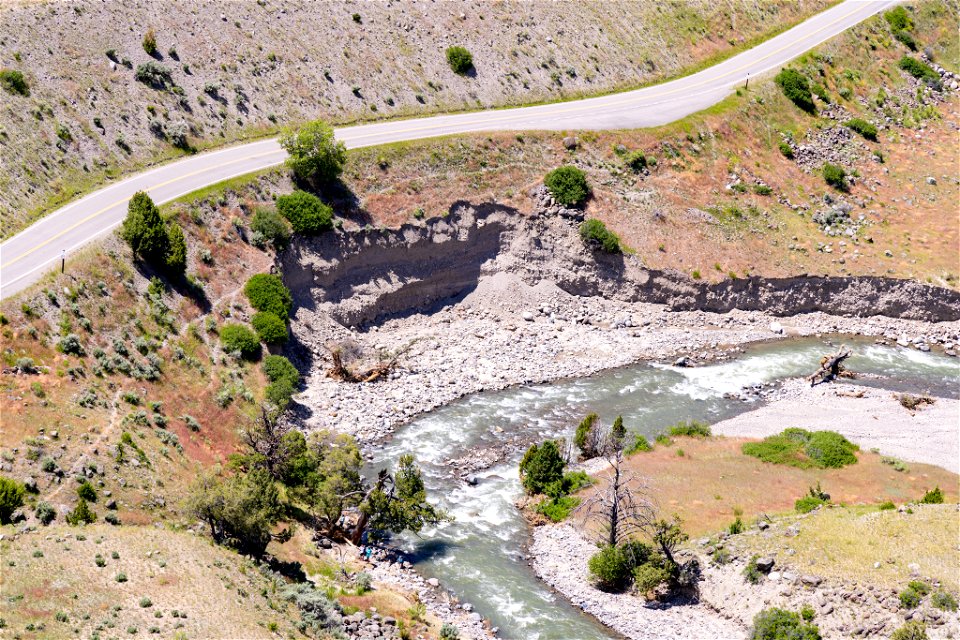 Yellowstone flood event 2022: cutbank near North Entrance Station