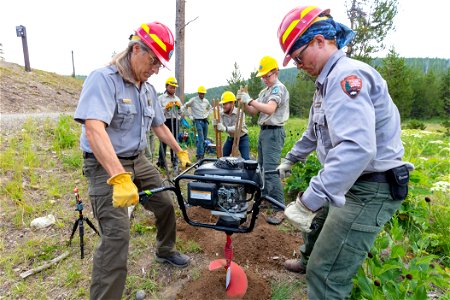 YCC Alpha Crew 2021 Grizzly Lake Trailhead sign install: digging post holes (2) photo