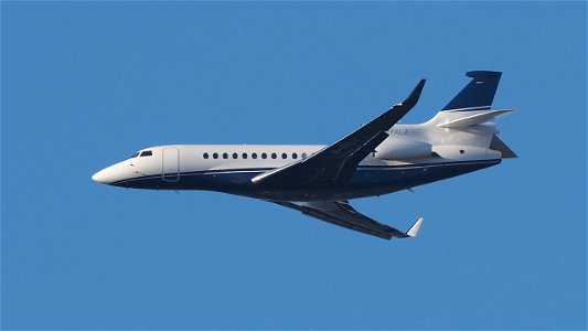 Dassault Falcon 7X M-FALZ Pacelli Beteiligungs GmbH from London (4200 ft.)