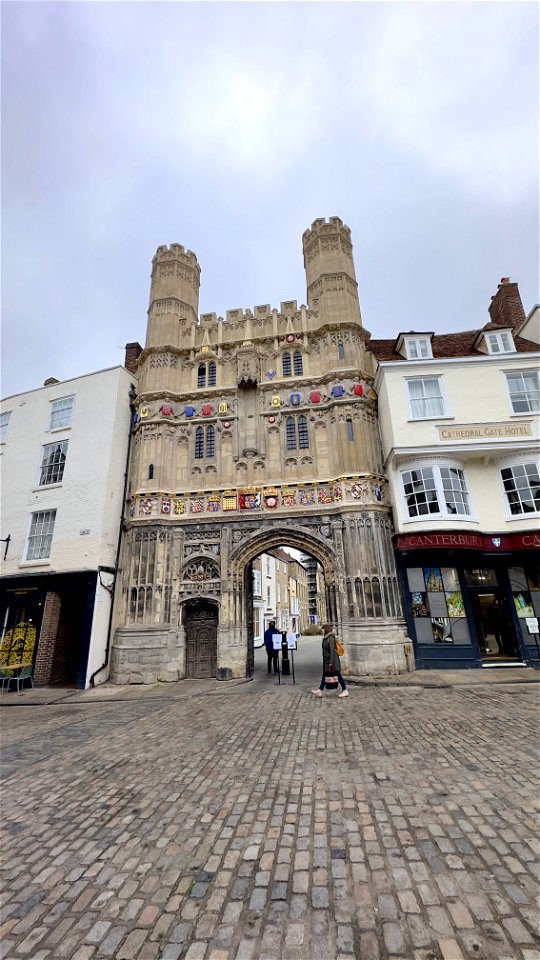 Canterbury Cathedral Gatehouse