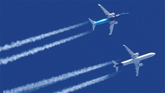 Boeing and Airbus from Frankfurt: photo