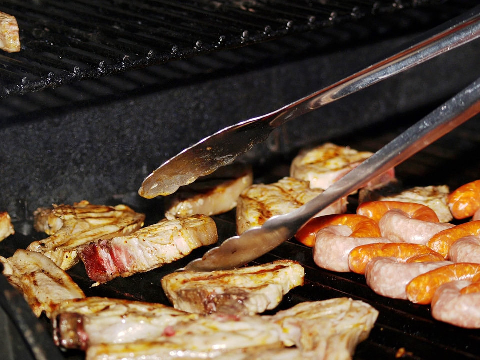 Barbecue tongs bbq steak
