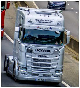 Y8HGV BRADLEY NUSSEY HUNGERFORD (M20 J5)
