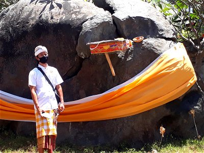 Pura Batu Belah Tulamben