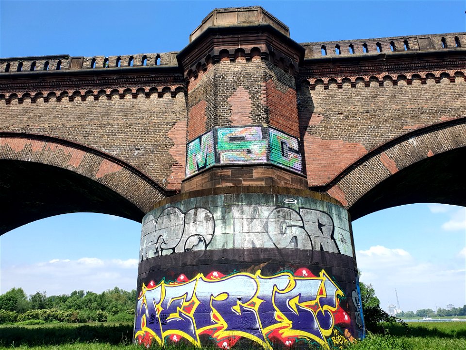 Neuss Hammer Eisenbahnbrücke