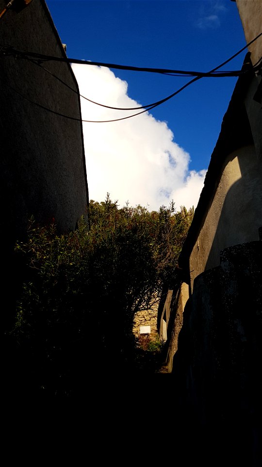 Ruelle du hameau de Cannelle, Centuri, Haute-Corse