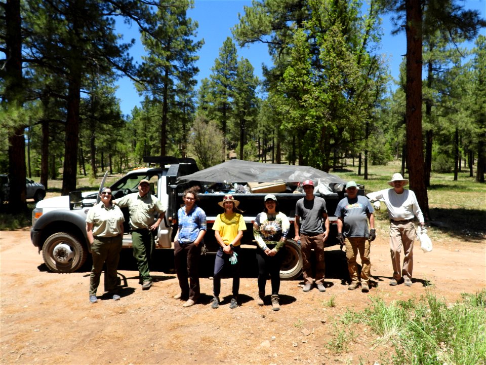 Pickin' Up in the Pines May 2022