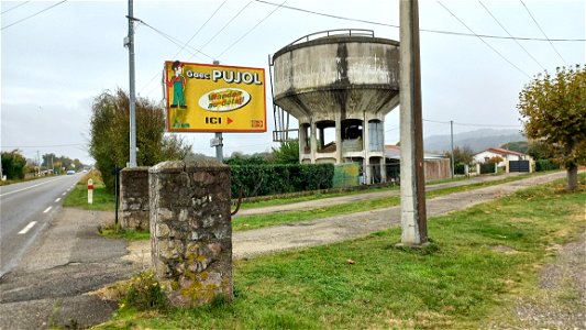 Ancien emplacement du Camp du Vernet : Le château d'eau