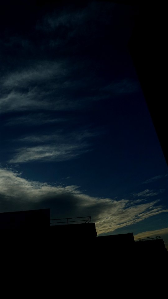 nori_clouds_nubes-2023_0221_090637