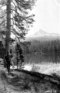 182579-diamond-lake-resort-site-umpqua-nf-or-1923jpg_49385868037_o