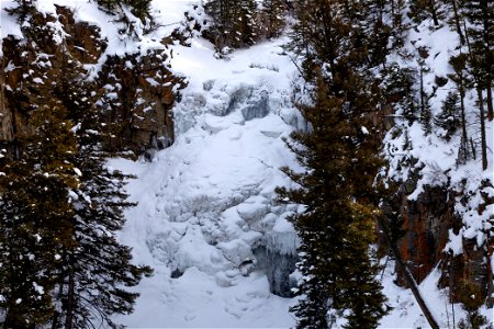 Frozen Undine Falls (2) photo