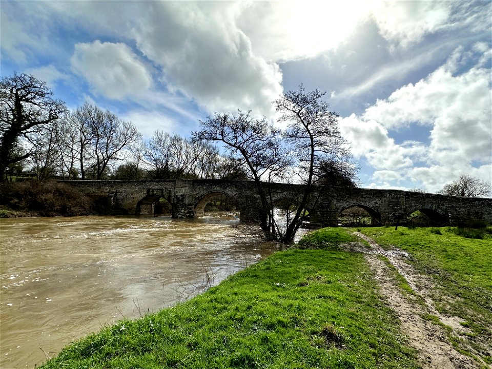 Teston Medieval Bridge. River Medway