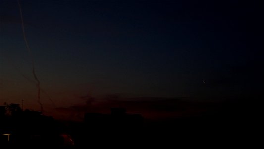 Moonrise_aft-sunset2023_0217_080854(1)