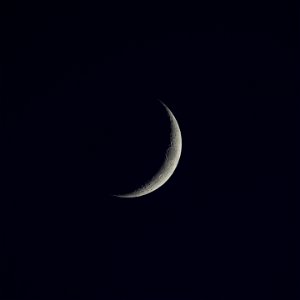 Day 312 - Waxing Crescent Moon on 11-7-21.
